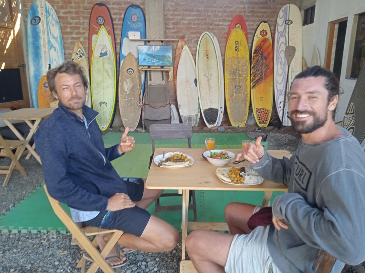 Chicama Surf Camp Hotel Пуерто Чикама Екстериор снимка